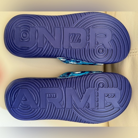 Under Armour slides size 3Y NEW no box - Picture 3 of 4